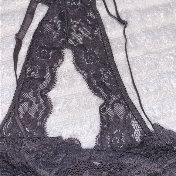 Lacey Grey High-Neck Bralette - Picture 5 of 8